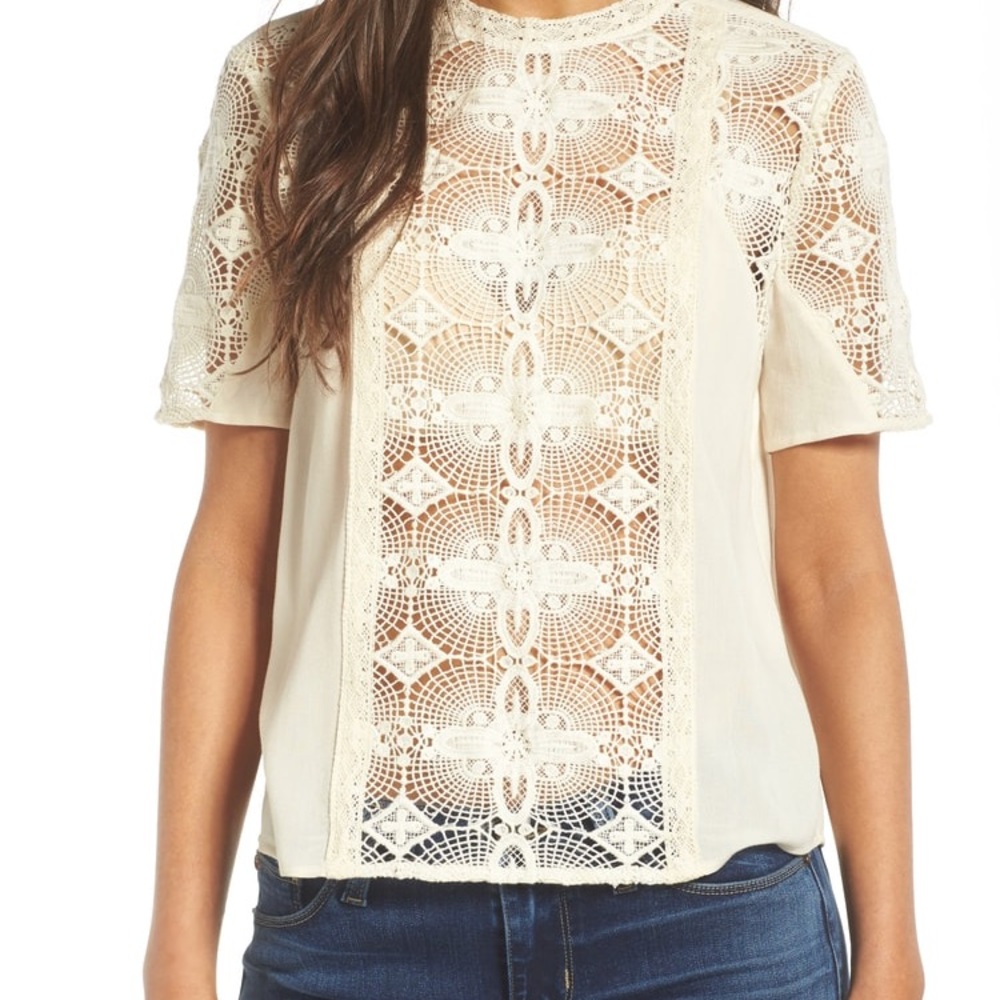 Hinge vintage lace top